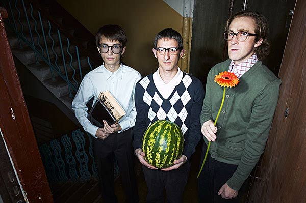 http://s6.hostingkartinok.com/uploads/images/2013/09/e6d6493a4fc93fc2d434c46f26c9632f.jpg