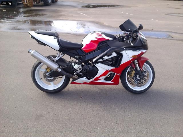 Honda CBR 929rr РіРѕРґ 2000